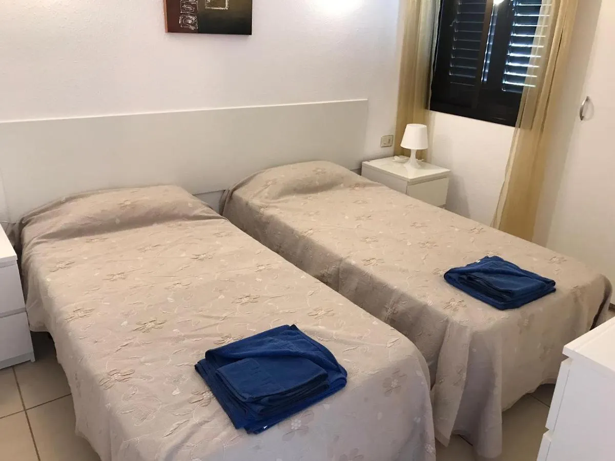Apartments Victoria Court 1 6A2 Arona  Spain